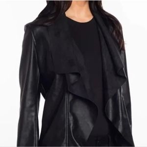 Tahari Women's Textured Reptile Black Jacket Coat - Size M * WOM306